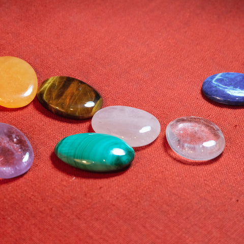 Aura Elements Fokussteine, Heilsteine zur Meditation und als Begleiter im Alltag. Mineralien und Edelsteine
